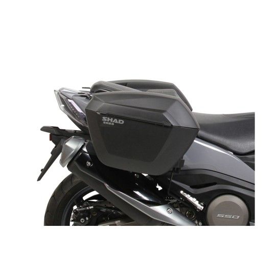 SHAD KYMCO AK550 2017-18 LATERAL 3P SYSTEM SHAD KYMCO AK550 2017-18 LATERAL 3P SYSTEM